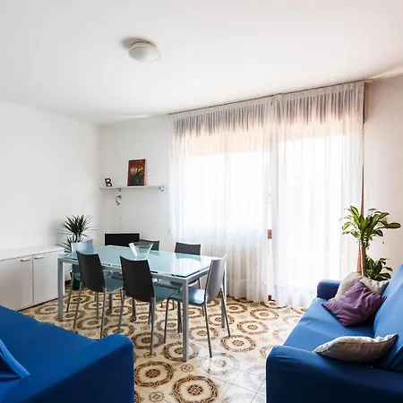 Апартаменты Calmo 2dx *